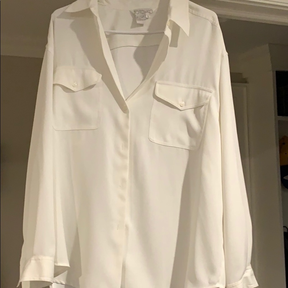 White button down blouse stain on sleeve see pic